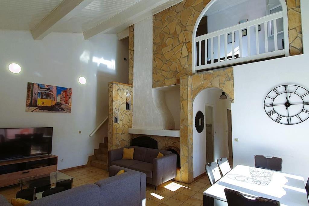 Villa H2O - Jacuzzi & Piscine Chauffee Le Barcarès المظهر الخارجي الصورة